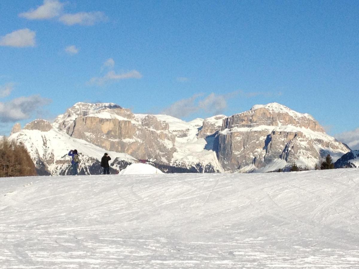 Hotel Gran Mugon Vigo di Fassa Esterno foto