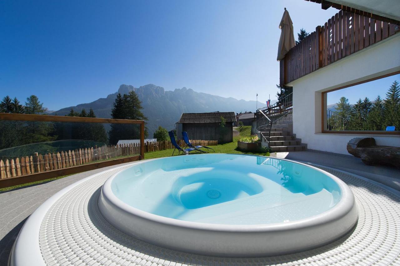 Hotel Gran Mugon Vigo di Fassa Esterno foto